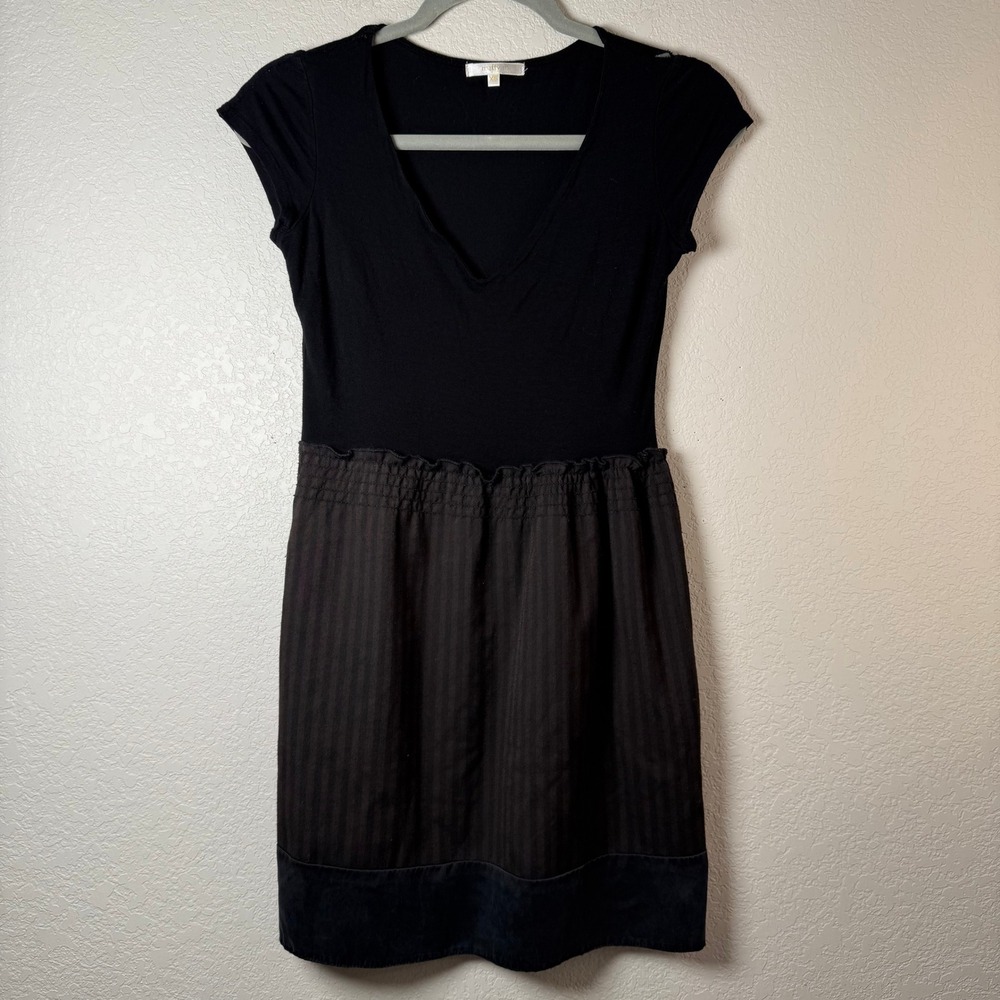 Matty M Dress XS Black Striped‎ Short Sleeve V Neck Casual Flaw